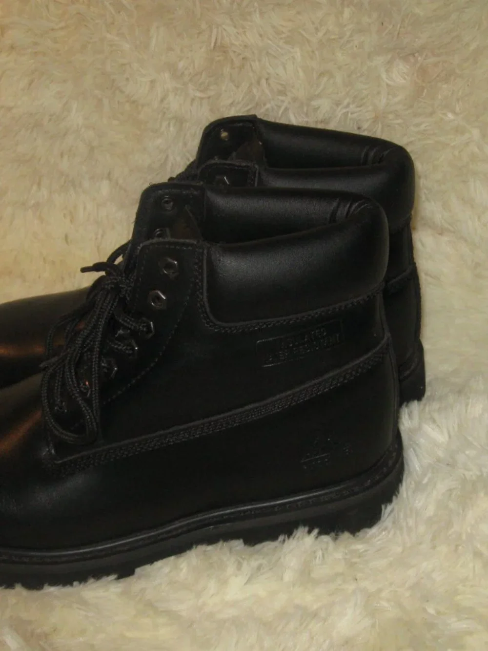 Artiv8 Leather Insulated boot size 13